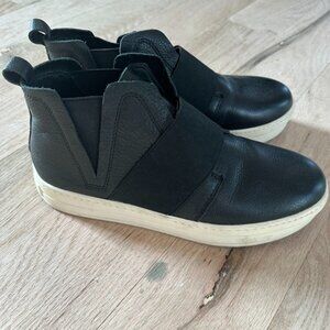 J/Slides NYC Holland Black Leather Platform Sneaker size 8.5